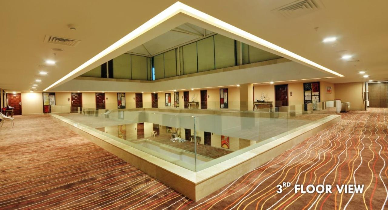 เดอะ เฟิร์น เรซิเดนซี ราชโกต Hotel ราชโกฎิ ภายนอก รูปภาพ