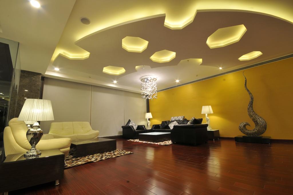 เดอะ เฟิร์น เรซิเดนซี ราชโกต Hotel ราชโกฎิ ภายนอก รูปภาพ